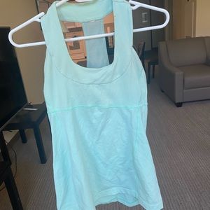 Lululemon scoop neck tank